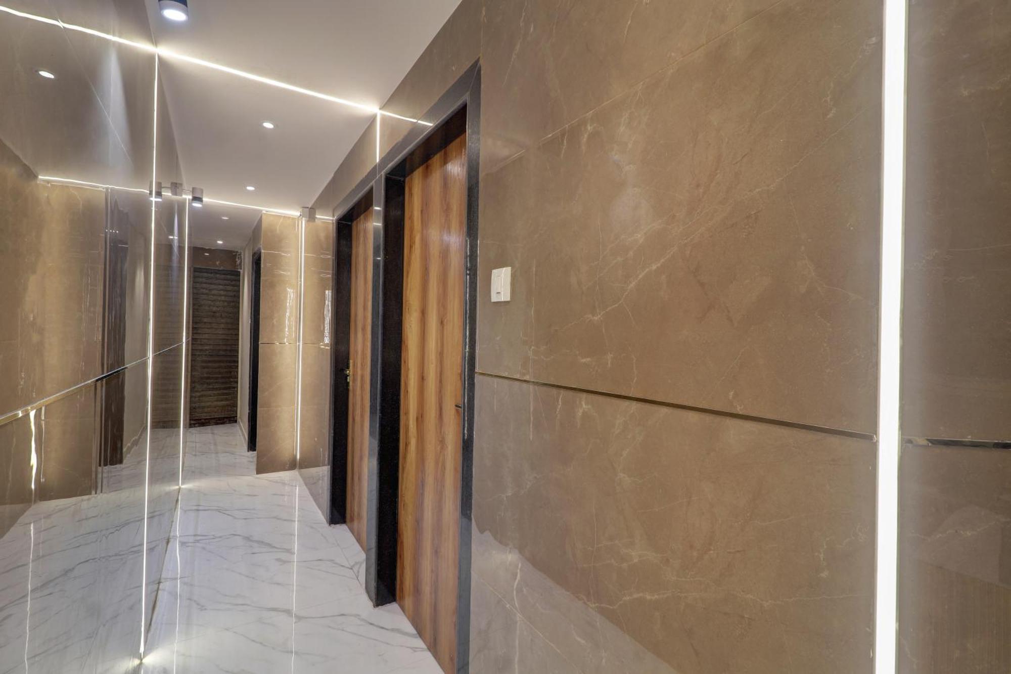 Hotel Omega Mumbai Exterior photo