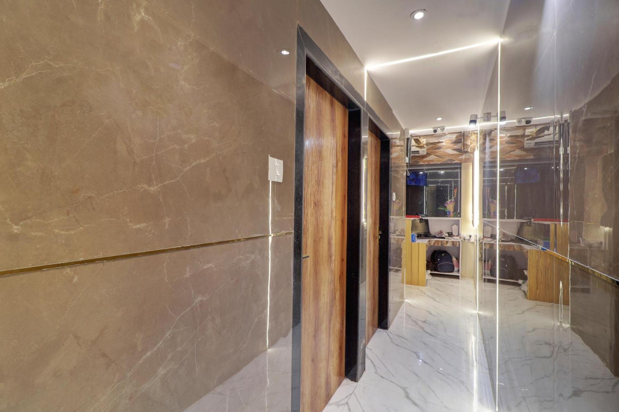 Hotel Omega Mumbai Exterior photo
